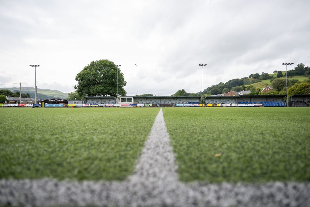 BALA, WALES - 06 SEPTEMBER 2025: A general view of Maes Tegid, Home of Bala Town ahead of the JD Cymru Premier between Bala Town and Penybont at the Maes Tegid in Bala on the 6th September 2025. (Pic by Craig Thomas/FAW)